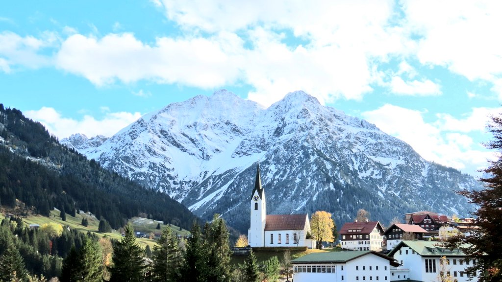 hansterbraak's tweet photo. Vanmiddag klaarde het flink op in #Mittelberg https://t.co/wRNtSKZjcz