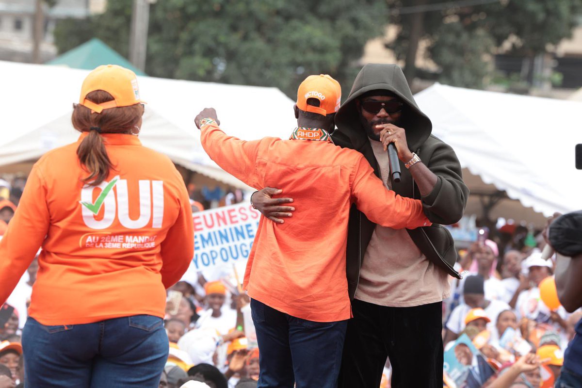 semadamabictogo's tweet image. Merci à #Yopougon pour cette belle mobilisation, et à #Gagnoa, #Divo et #Oumé pour ces moments d’engagement exemplaire.
Votre foi en la victoire du Président Alassane Ouattara témoigne de votre attachement à la #paix, au #progrès et à la stabilité de notre nation 🇨🇮