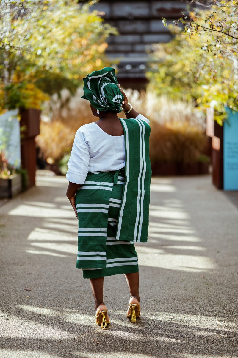 yorubachic's tweet image. Proud of the woman I&apos;ve become. 💚 #OmoOlojoIbi