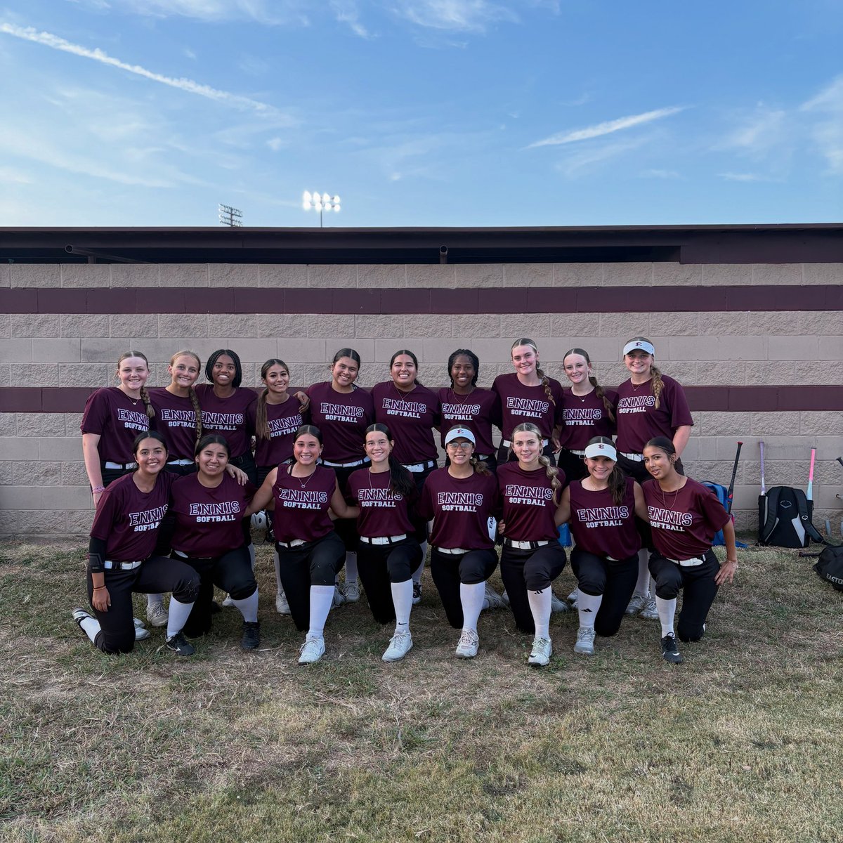 Last night ended the fall ball season for your Ennis Lions! Our girls ended the fall season with a record of 7-2 and showed some exciting things for the spring season!

Thank you to our volunteer coaches Trey Bostic, Jared Anderson, and Daniel Madrid for pouring into our athletes