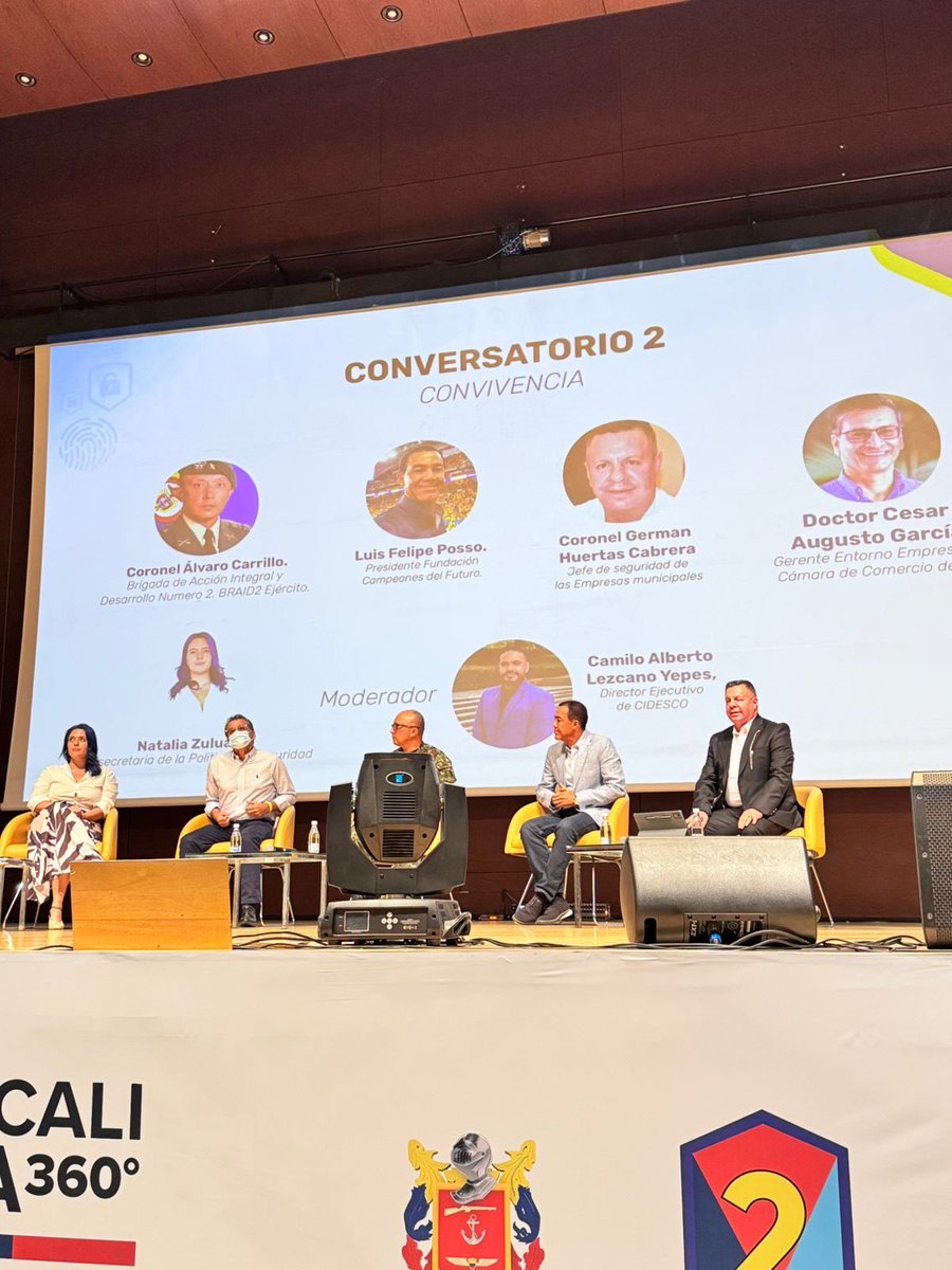 EMCALIoficial's tweet image. En el Congreso #ValleyCaliSegura nuestro coronel de seguridad, Germán Huertas, reafirmó el compromiso de EMCALI para proteger nuestra infraestructura de servicios públicos, de la mano de autoridades con el trabajo conjunto con los organismos de seguridad del Estado.
#Seguridad360