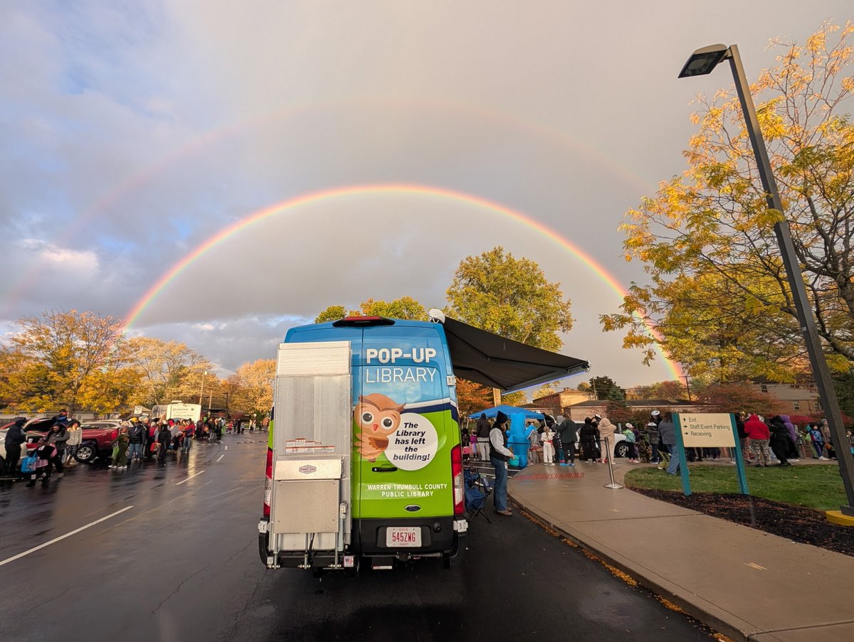 WTCPL's tweet image. We had a real reading rainbow shining over the Pop-Up Library Thursday at the McGuffey School Trunk-or-Treat event! #ReadingIsMagic #HalloweenVibes #WTCPL