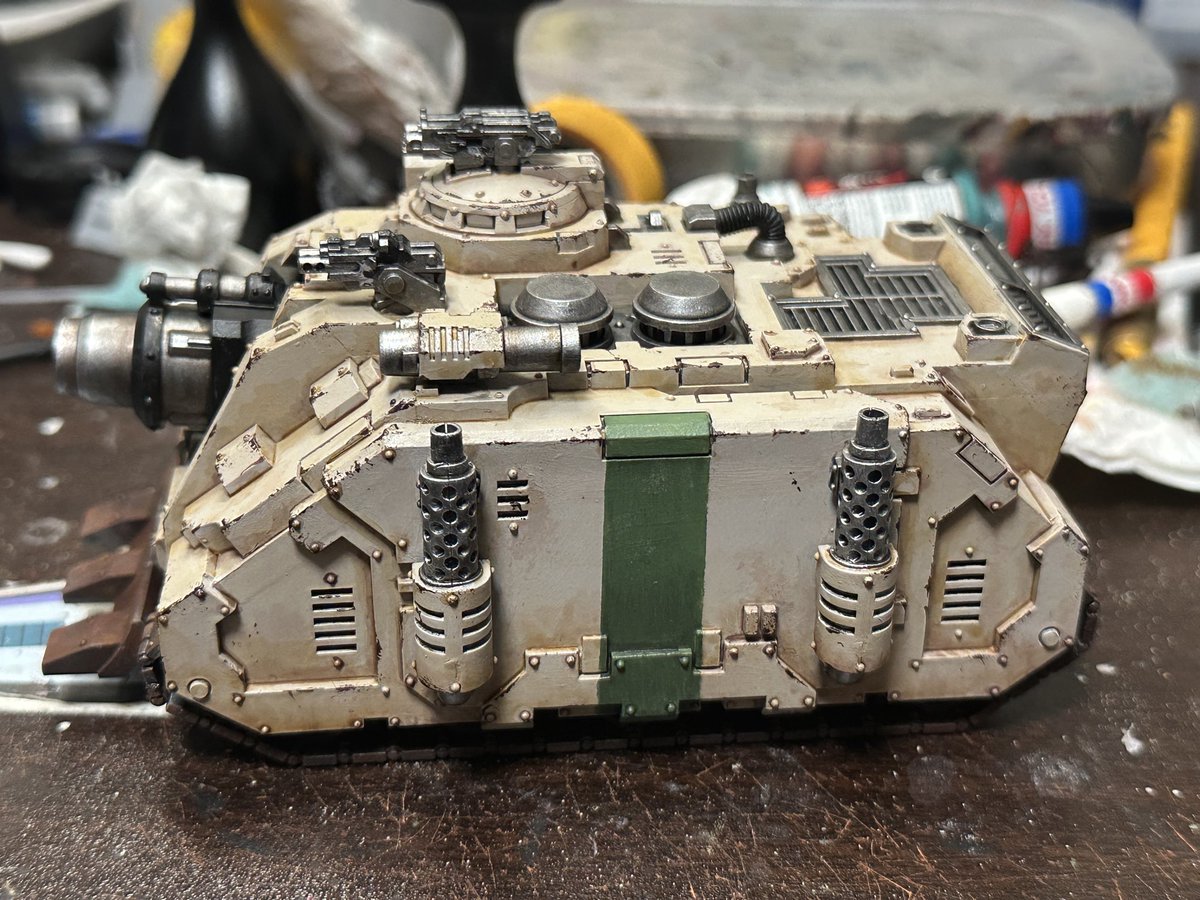 なんかデスガードのビークル高野豆腐みたいになる