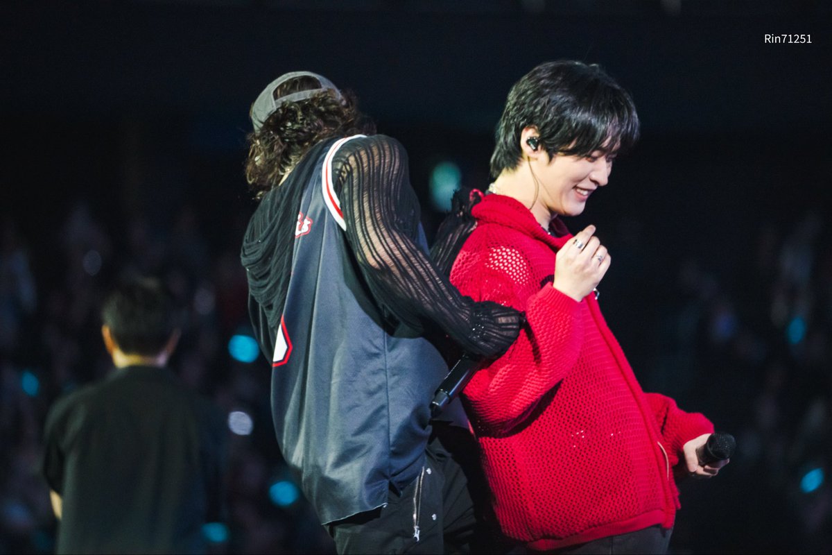 Rin71251's tweet photo. 🐰HAPPY BIRTHDAY🐰

#HappyLeeKnowDay
#하이하이_오늘은_리노_생일
#PoetryInMotionLeeKnow
#StrayKids #스트레이키즈
#리노 #LeeKnow https://t.co/eLCCxTDb3q