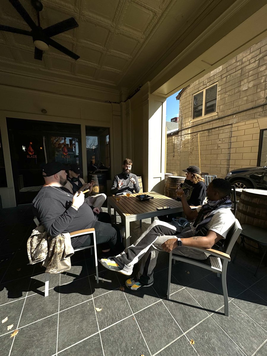 Ally Rose tweet media