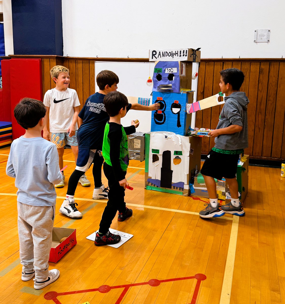 RandolphSchools's tweet image. 📦 Cardboard Challenge at Center Grove! 🚀Inspired by Caine’s Arcade, our 3rd graders turned cardboard into creativity. Teamwork, innovation and a lot of imagination on display!💡👏

#CenterGrove #CardboardChallenge #STEMinAction