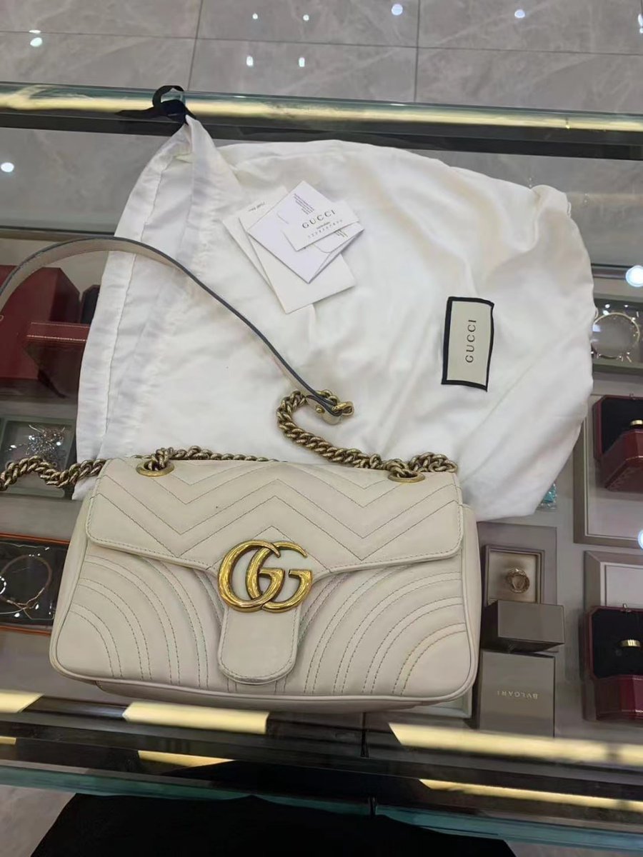 Mod19881M's tweet image. Elegance in every stitch ✨