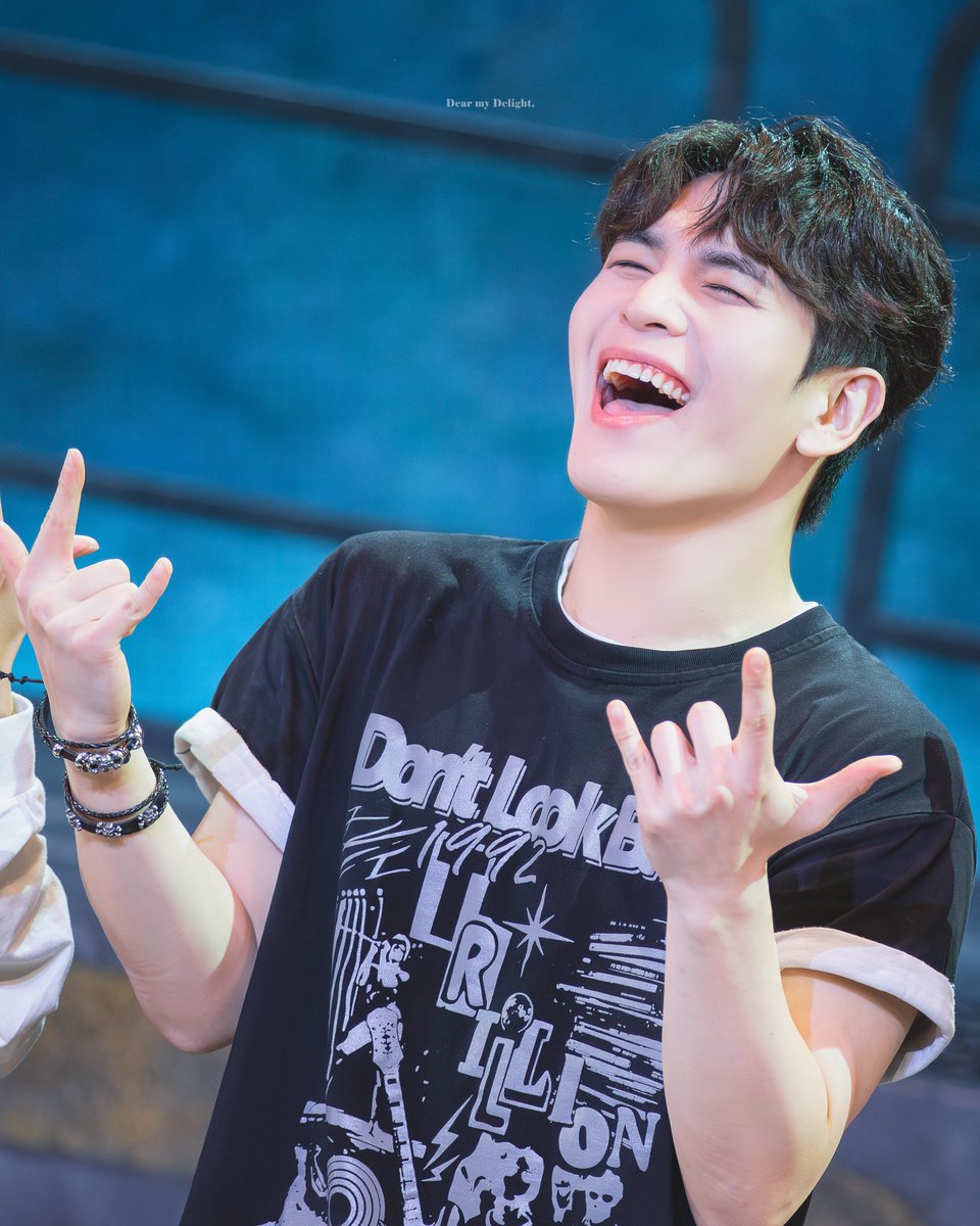 20251023 뮤지컬 #타조소년들 사인회

| 심, #조민호