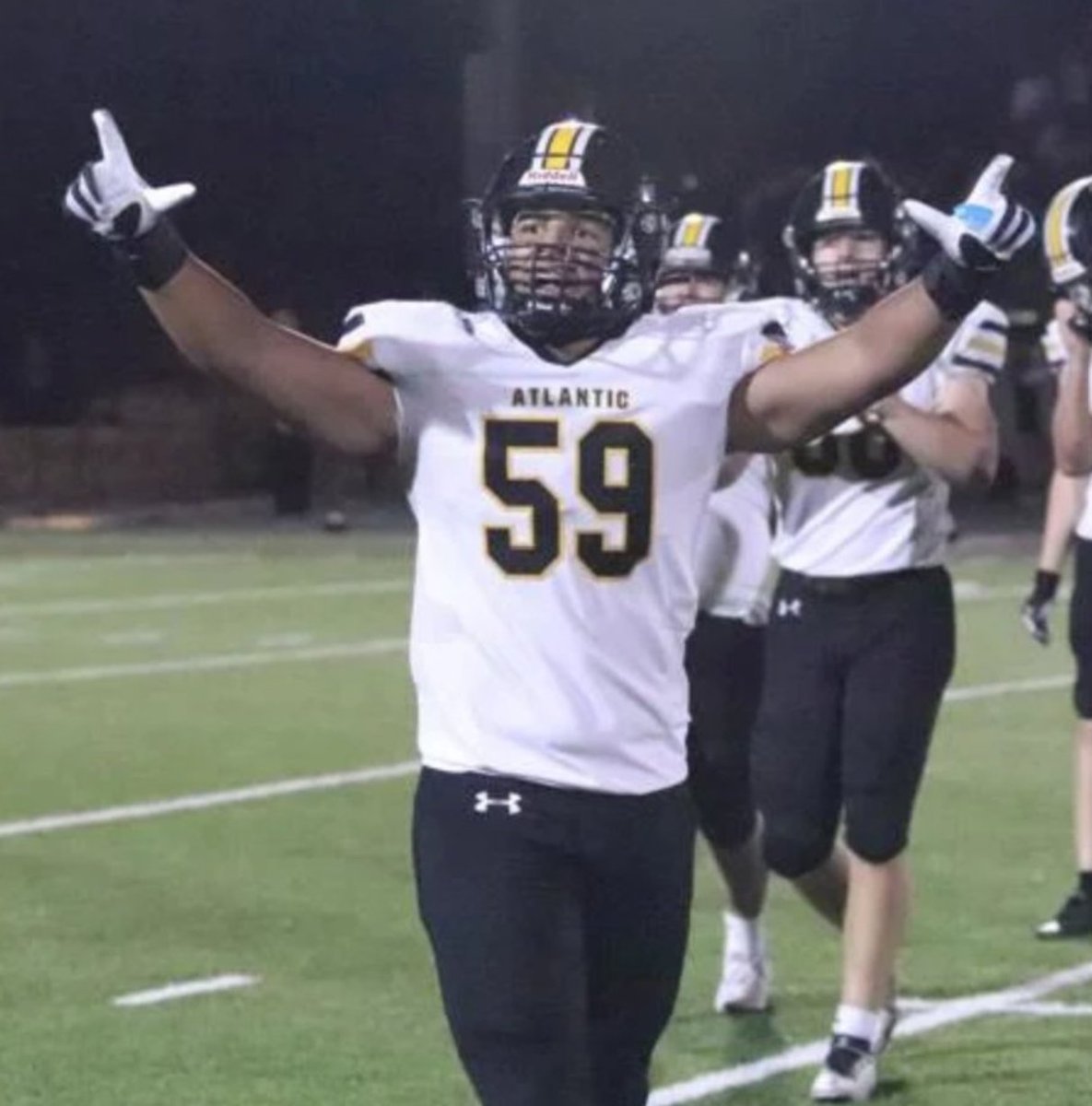 Dear Donovan,

Shine your light tonight.  Control what you can.  Love you.  This is full circle for you. The last game at Carroll. Where you use to ball boy. Where we won 2 District titles.  Be great tonight son. 

Enjoy the ride.