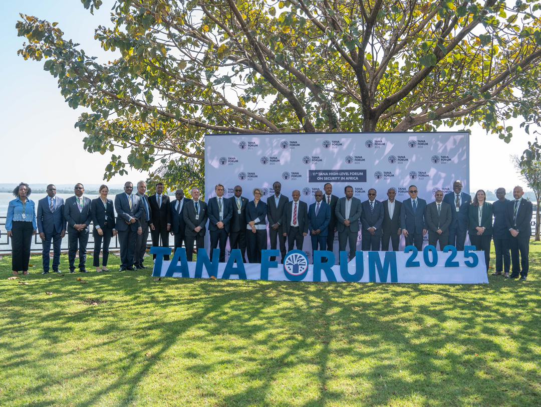 Regional support is needed to resolve the Somali crisis. This collaboration will boost the Horn of Africa’s economy, bridge colonial divides, and unite against past conflicts. Regional solutions are essential. 
#RegionalSolution #Collaboration #RegionalEconomic #HornOfAfrica