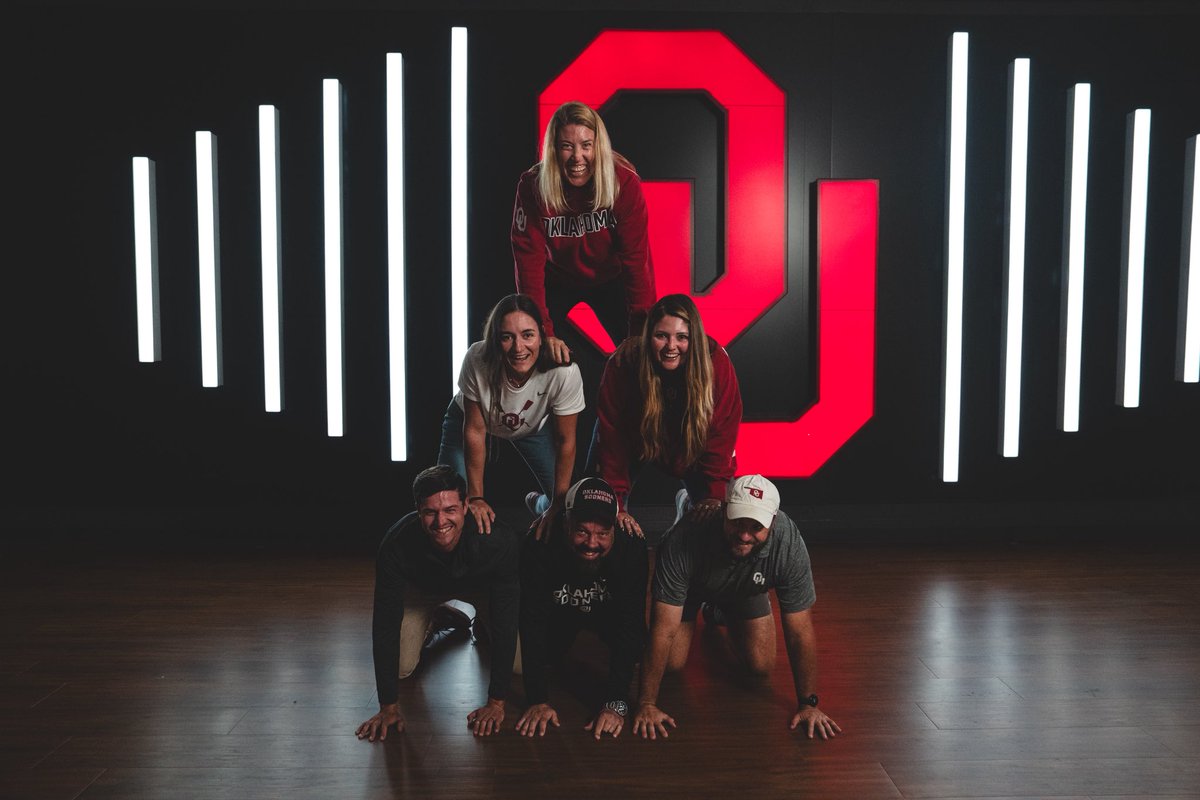 OU_Rowing's tweet photo. a moment of appreciation for our amazing staff 🫶

#BoomerSooner | #CrimsonFriday https://t.co/Qaf5GMX8t4