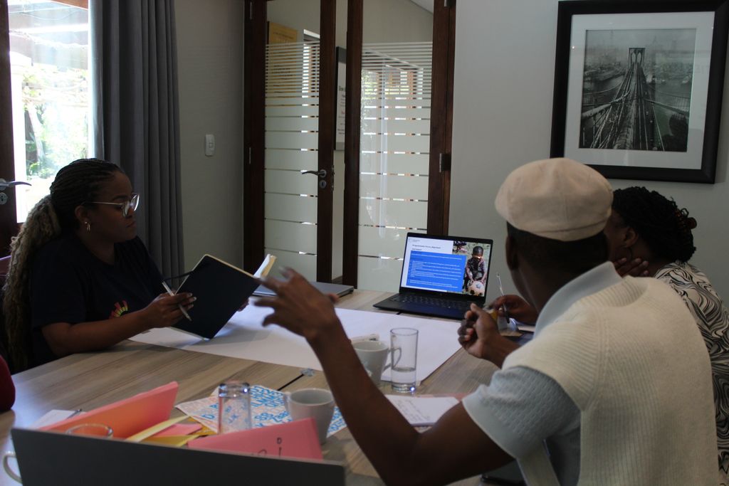 theLearningT's tweet image. We’re in Cape Town for our annual Strategy Meeting — reflecting, aligning, and setting outcomes to guide our impact.

With staff, board members, partners, and funders, we’re strengthening our shared vision for a thriving After School sector. 

#AfterSchoolWorks #TheLearningTrust