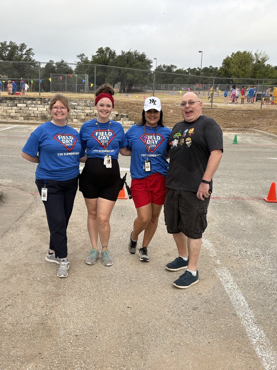 Field Day is happening at Cox Elementary today! Go 💫 Comets!#bestdayever