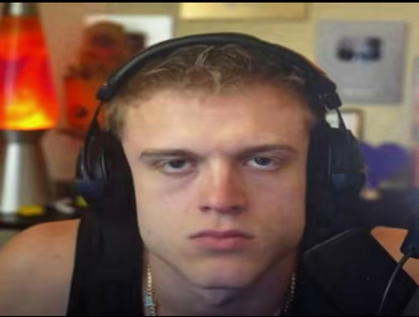 FrameInOrder Taking L’s tweet media