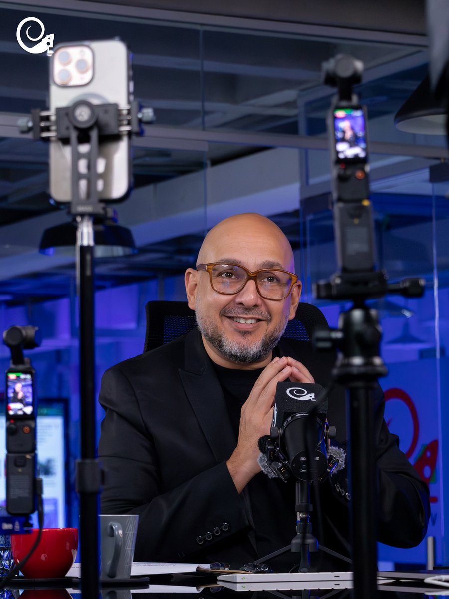 Impelable mi programa de esta semana: Trump explota más lanchas en el Caribe y Pacífico y Maduro responde afirmando tener 5 mil misiles rusos listos para la defensa!
youtube.com/watch?v=NqbXyO…