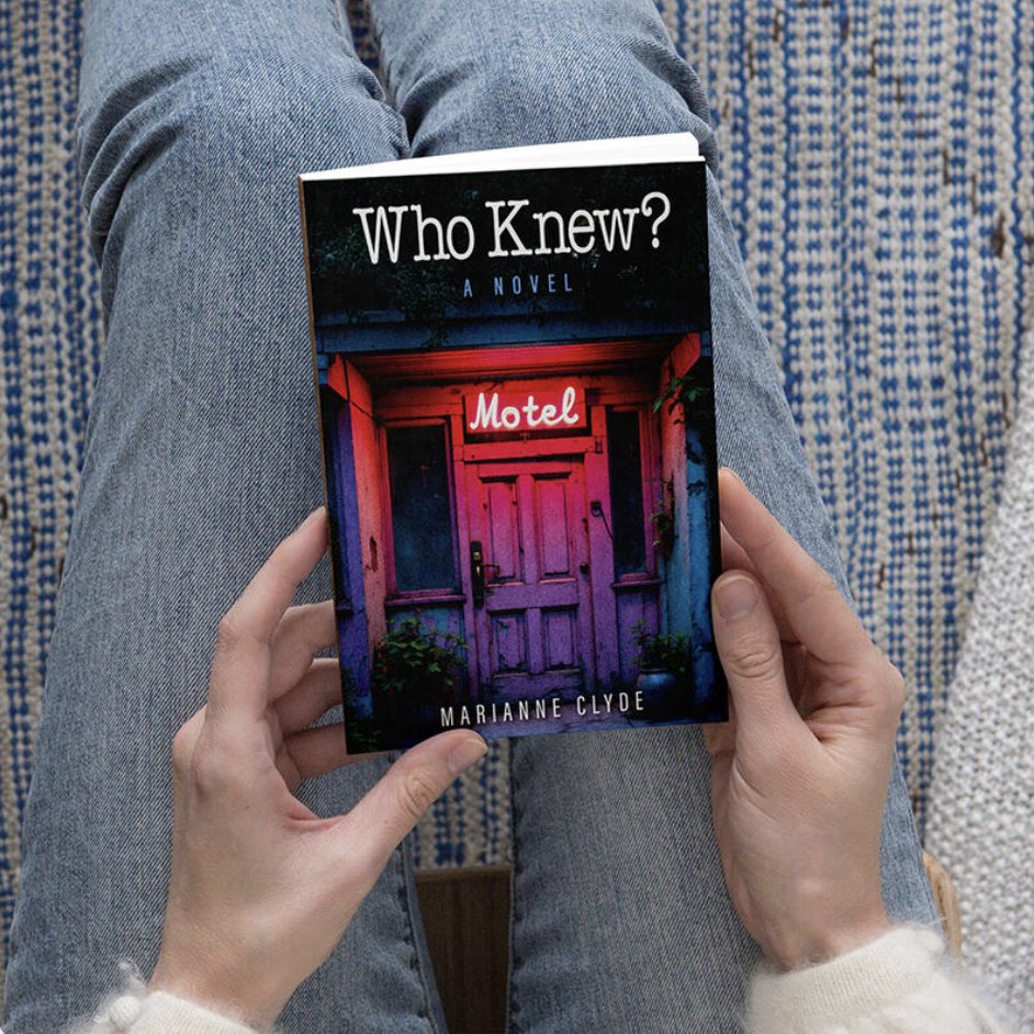 NOW available in paperback....time to curl up with a great book. Get yours today! a.co/d/j8ZvUrf
#WhoKnew