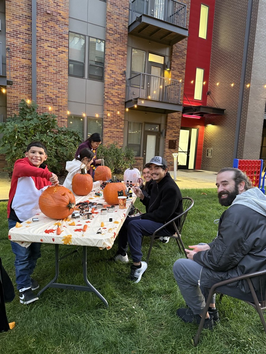 WOW! Our 4th annual Fall Fest here at CityWay!🍂 Dare we say, it's a resident favorite? What an amazing turn out yesterday evening, thank you to everyone who participated in the fun activities and supported our local vendors! We hope everyone enjoys the rest of their fall...