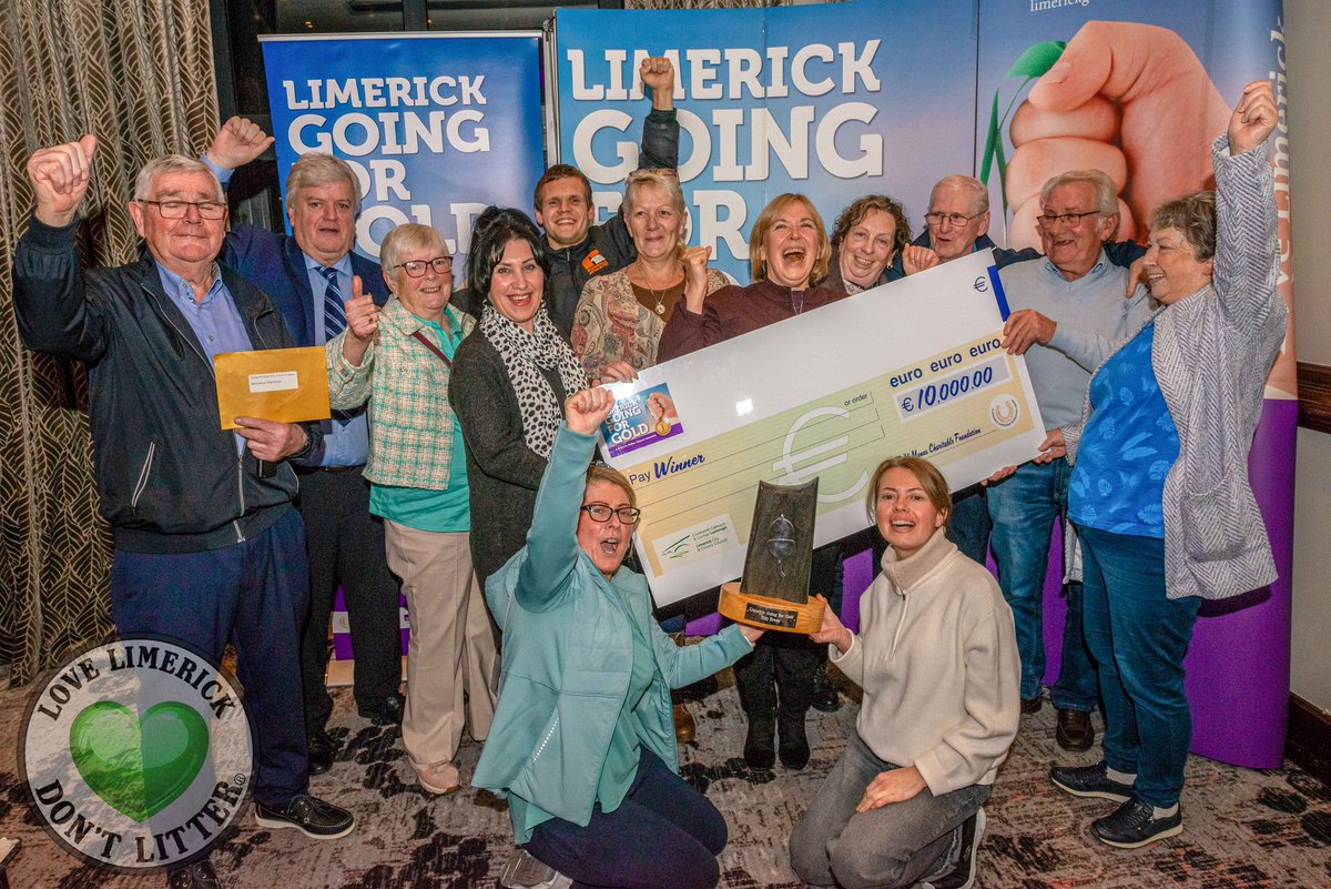 ilovelimerick's tweet photo. PHOTOS Kilmallock announced as overall winners at Limerick Going for Gold Awards 2025 👏🫶💚
Full gallery and video on https://t.co/zCnH2MM1Ty @MrBinman
#limerick #lovelimerick #ilovelimerick #limerickandproud #limerickcity #limerickcounty #goingforgold #tidytowns2025 https://t.co/sBijTi3KGj