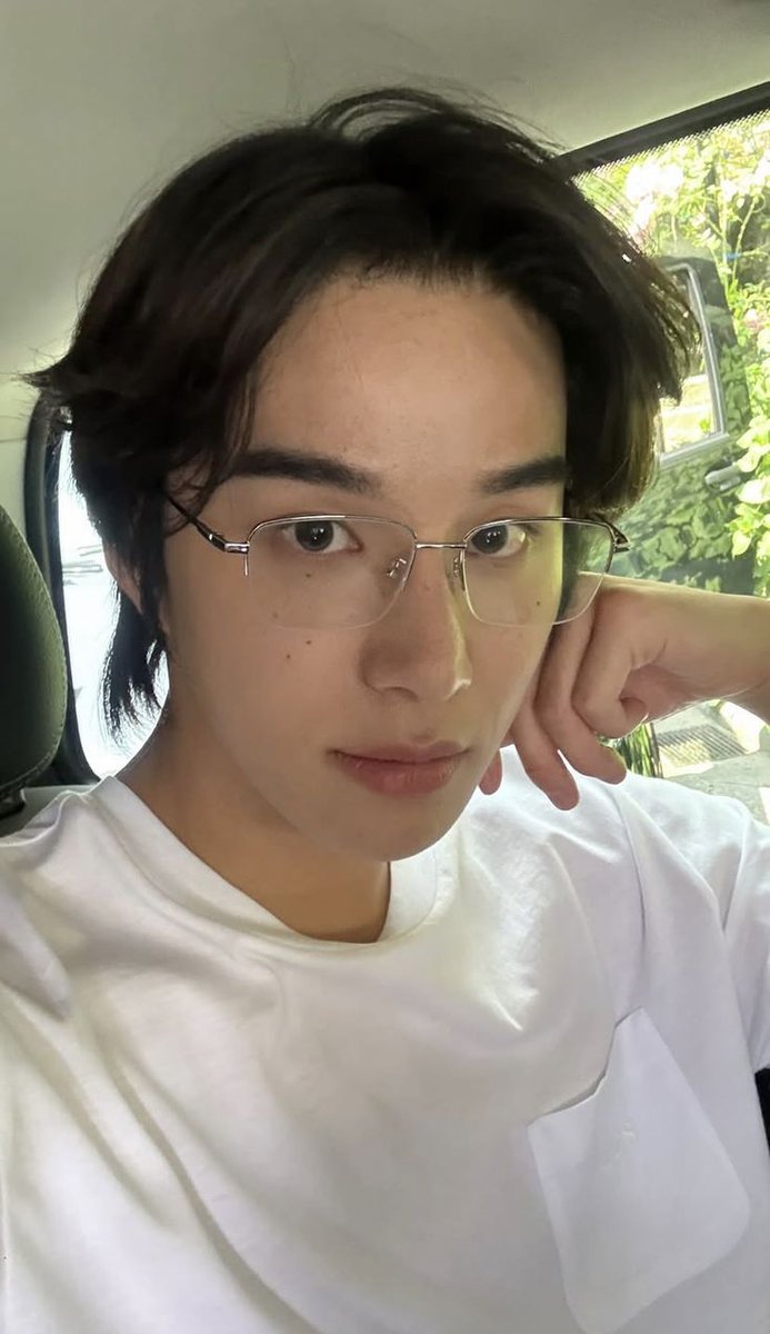 makeuseok_'s tweet image. user makeuseok bias line &amp;lt;3