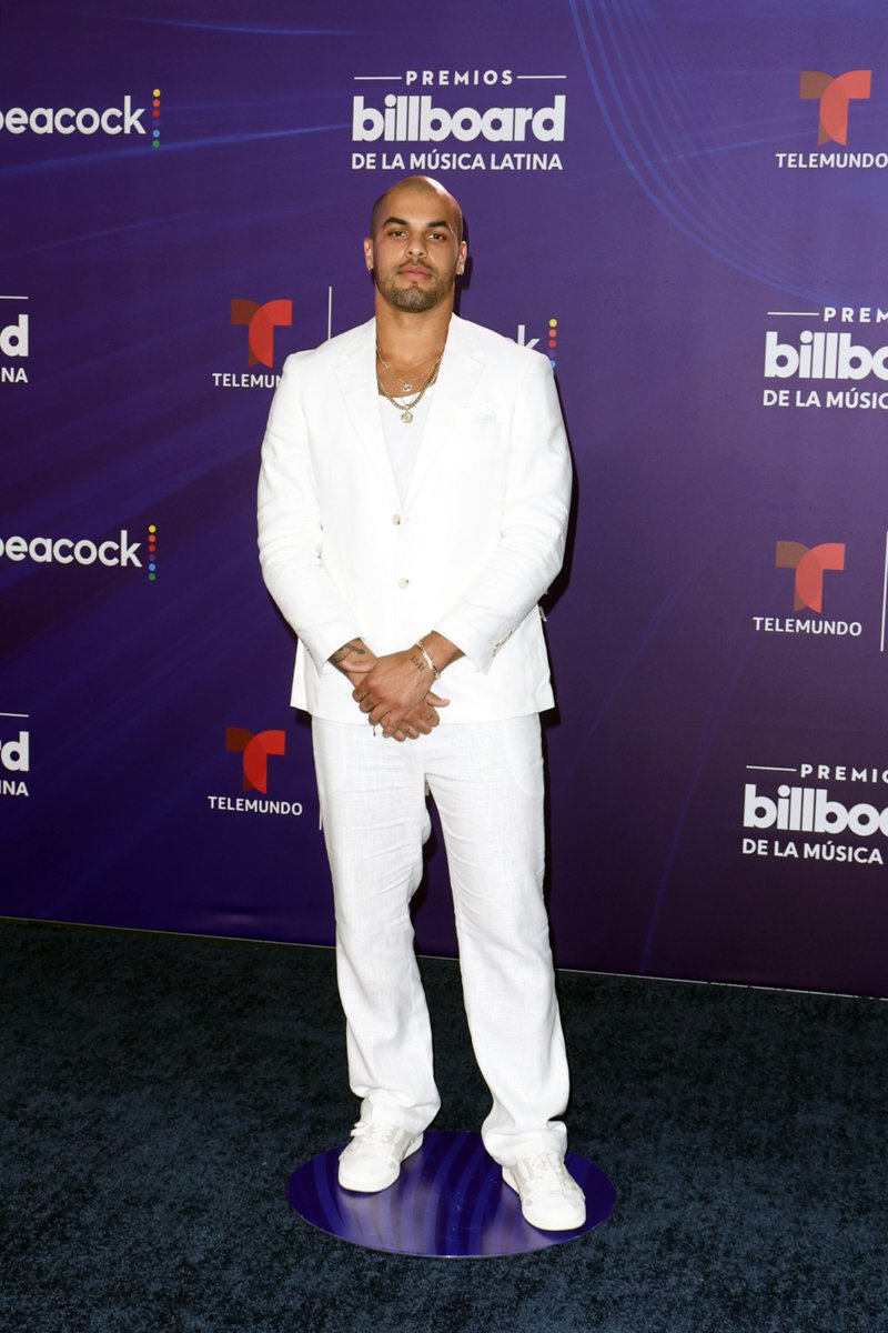 First Latin billboards 🙏🏽💫 <a href="/Telemundo/">Telemundo</a>  #latinbillboards2025