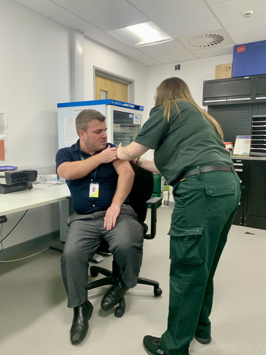 RichBaxter19's tweet image. Earlier this week I had my flu vaccination. Thank you to Lauren one of our occupational health team members @WelshAmbulance for making sure I am protecting myself, my family, #TeamWAST colleagues &amp;amp; those I come into contact with. Have you had your #FluVaccaination? Let’s #BeatFlu