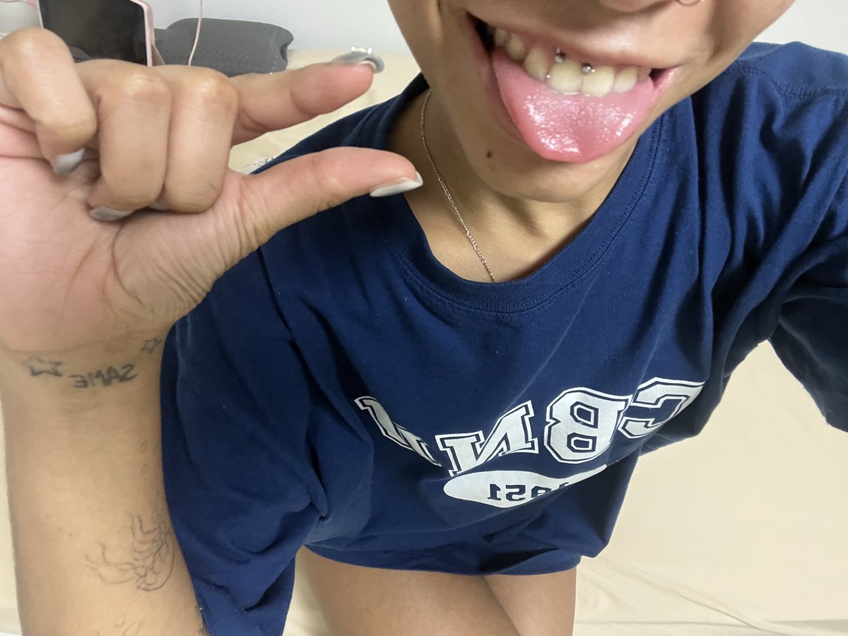blackgodddess's tweet photo. Thinking about draining your wallet and making you beg for more 🙂‍↕️

BNWO findom paypig zahlschwein zahlsklave ebonygoddess raceplay femdom domme sub whalesub https://t.co/Aouqa6pPUL