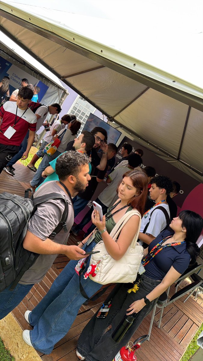 johnrhodelb's tweet image. We are still strong on the third day of the festival with @Polkadot and @SunsetLabsBD ! 

Youth at full steam learning about the ecosystem and that blockchain is not just a moment but a revolution!

Thank you for Believe in the potential @PolkadotEB .

@Web3foundation @paritytech