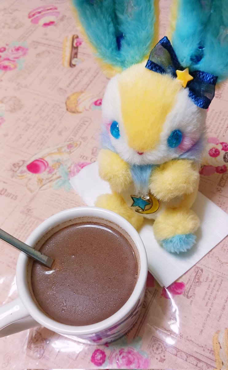 ユメミルうさぎ ユメミルうさぎ初期の頃(画像1)はキャラとして特徴的な首のもふもふは