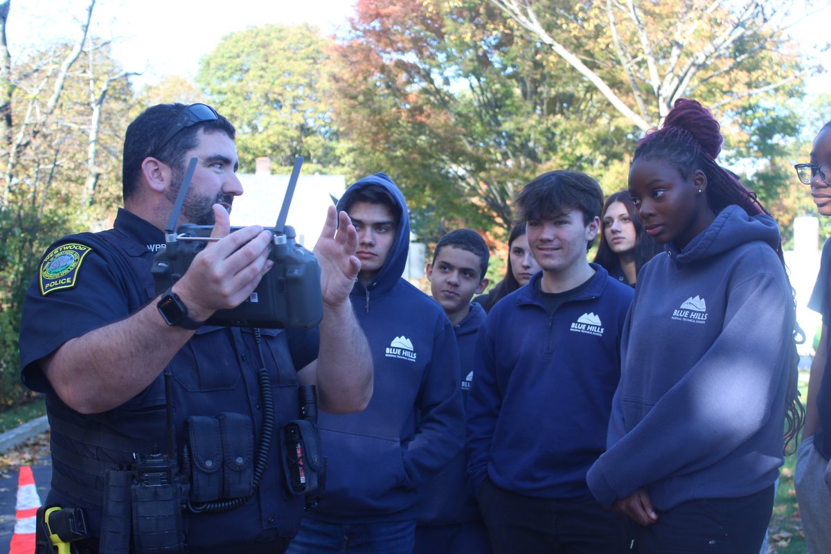 TownofWestwood's tweet photo. Eleventh graders from the Criminal Justice program at @bhrtech stopped by the @westwoodpd today to get practical experience using radar and lidar, tour the police station, and see a drone demonstration. Thanks for joining us! #committedtoservice #comebackanytime https://t.co/KIHnlup7BG