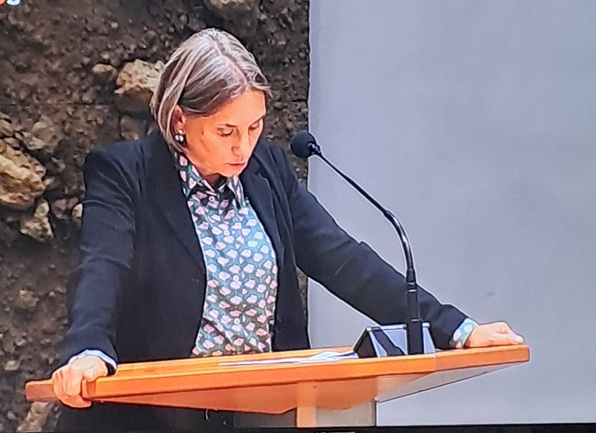 #Nationaalplattelands #debat
Vanavond om 20.00 uur op <a href="/NPOpolitiek/">NPOpolitiek en Nieuws</a> 83 #kpn 
Dan kun je de ware aard zien van <a href="/d66/">D66</a> <a href="/Annemarijke/">Anne-Marijke Podt</a> een aards vervelend mens. <a href="/gl_pvda/">Progessief Nederland</a> @LauraBromet nog zo'n akelig mens.
En natuurlijk <a href="/lientje1967/">Caroline van der Plas</a> <a href="/lidewij_devos/">Lidewij de Vos</a> en de vvd en het cda
Deze zijn echt eng.