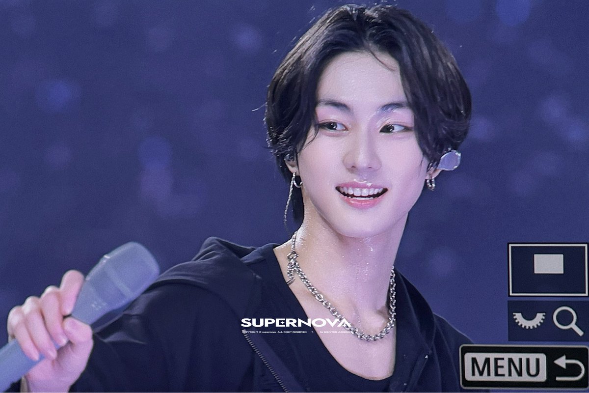 SUPERNOVA tweet media