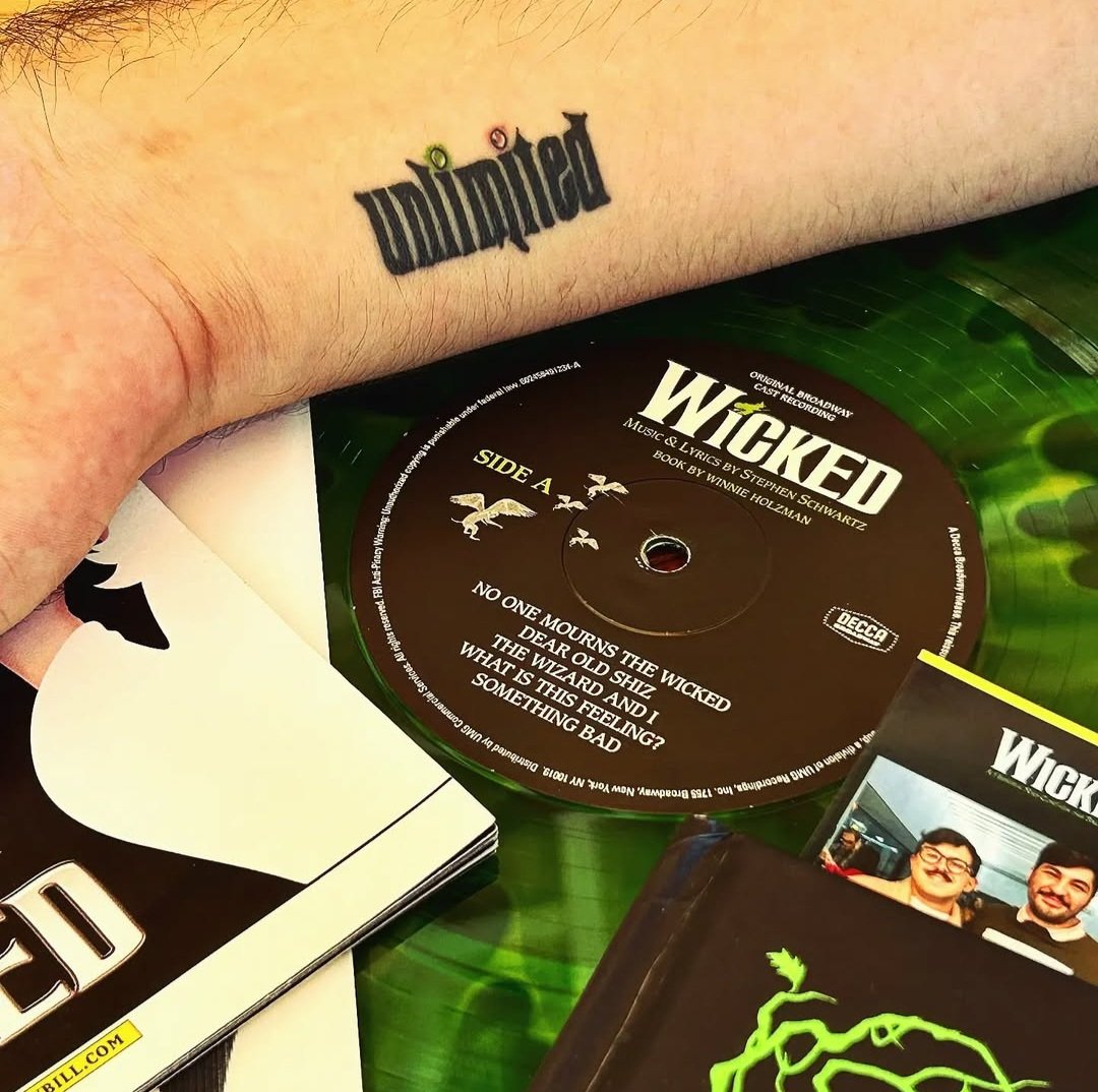 Matheus 🌑 tweet media