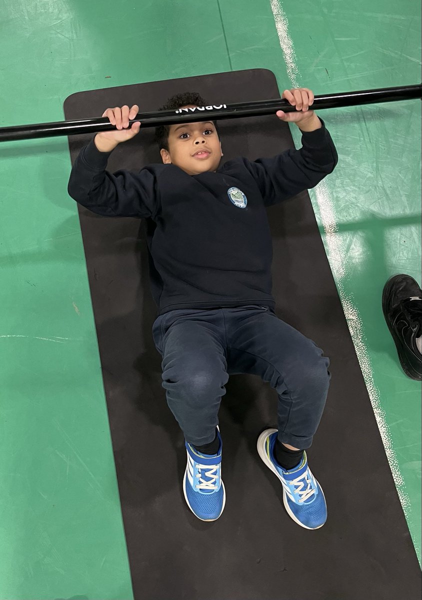 Mr Summers tweet media