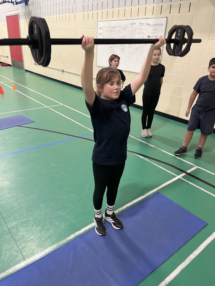 Mr Summers tweet media