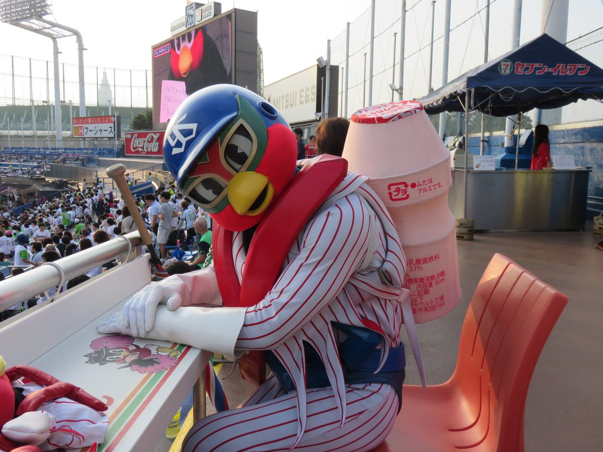Elapheclimaco's tweet photo. 本日は第3回トルクーヤ☆ナイトに参加して参りました\(≧∇≦)/
(宴の様子はご想像にお任せ) https://t.co/esiJ91L6qY