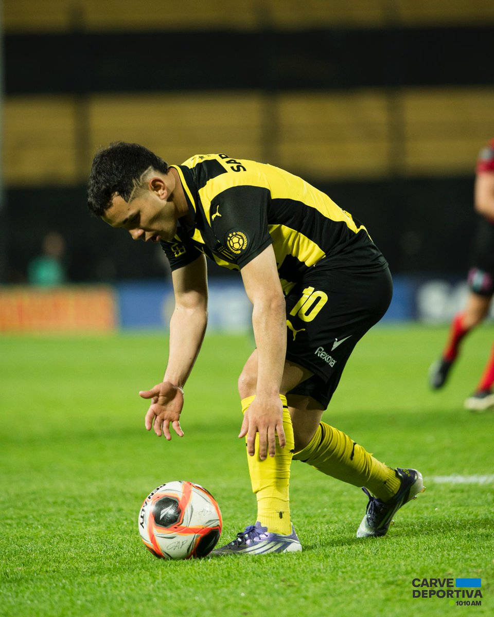 Wilson Méndez (@wilsonmendez86) on Twitter photo Diego Aguirre mete mano en el equipo, en un rato lo conversamos en #GrandesDeVerdad con <a href="/coloalonzo/">Daniel Alonzo</a> y <a href="/olivera_martin1/">Martin Olivera</a> 
<a href="/CarveDeportiva/">Carve Deportiva</a> 
youtube.com/live/f7bmMUMqh… Diego Aguirre mete mano en el equipo, en un rato lo conversamos en #GrandesDeVerdad con <a href="/coloalonzo/">Daniel Alonzo</a> y <a href="/olivera_martin1/">Martin Olivera</a> 
<a href="/CarveDeportiva/">Carve Deportiva</a> 
youtube.com/live/f7bmMUMqh…