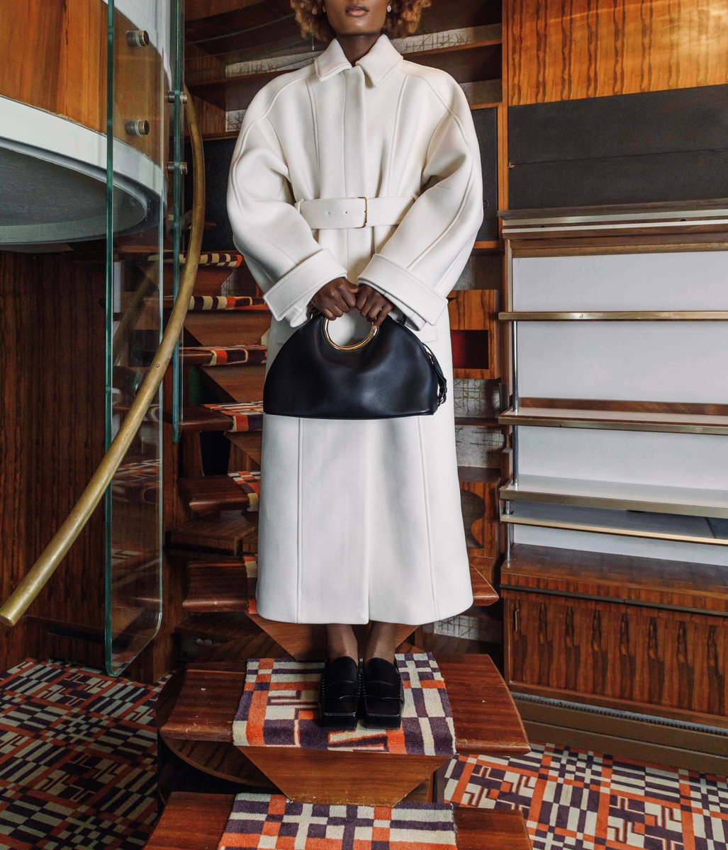 preciouslyfab_'s tweet image. 🤍