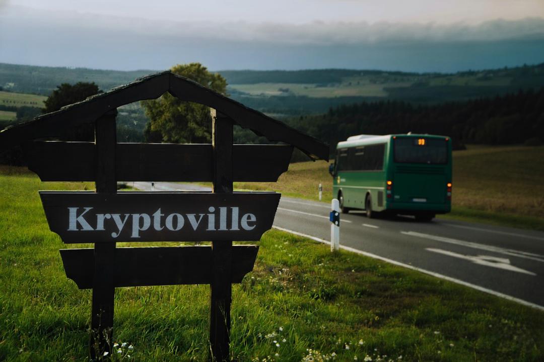 theKryptoville's tweet image. It all started with 10 crypto enthusiasts who had the common goal of simplifying web3 for noobs to 300 community members thriving, breaking bounds and making a life out of the web3 space. 

Now the vision has gotten bigger and we can&apos;t wait to unveil all the big plans we&apos;ve got.