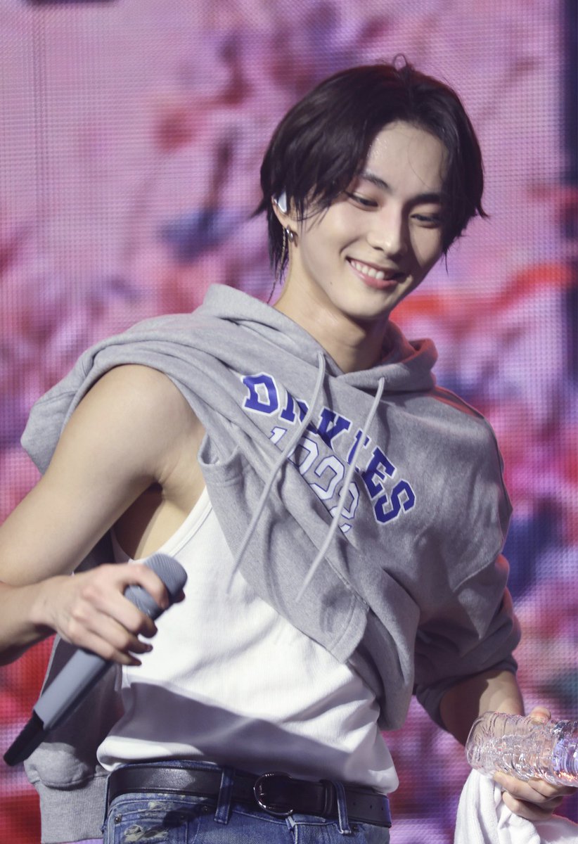 ジョンウォン 𝟐𝟒𝟏𝟏𝟎𝟗.𝟏𝟎 𝐖𝐀𝐋𝐊 𝐓𝐇𝐄 𝐋𝐈𝐍𝐄 𝐢𝐧 𝐉𝐀𝐏𝐀𝐍