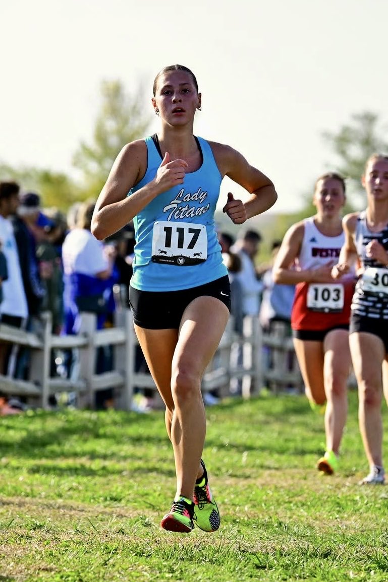 CharisseStenger's tweet photo. State XC is here!!! Let’s go, @jennastenger https://t.co/U79CwqS7D2