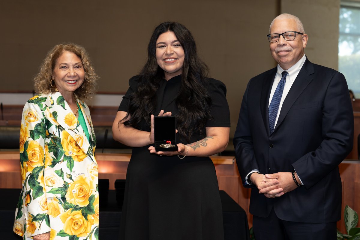 From foster care to academic excellence

CCE alum Bianca Esparza found the perfect fit in our CSAD2B program — and now she’s a 2025 CSU Trustees’ Award recipient!

Read her inspiring story: ow.ly/RIS150XgBni

#SacStateCCE #CSAD2B #StudentSuccess #CSUTrusteesAward #HigherEd