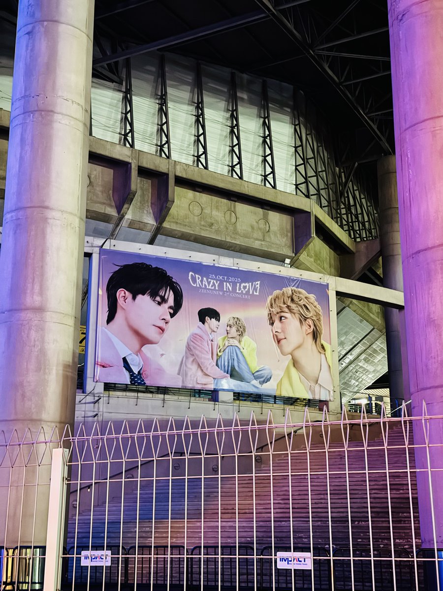 Pachochayssi's tweet image. Ocular inspection as if we are supervisors from DMD! 🤣
#ZeeNuNewCrazyInLoveConcert
#ZeeNuNew2ndConcert  
#ZeeNuNew