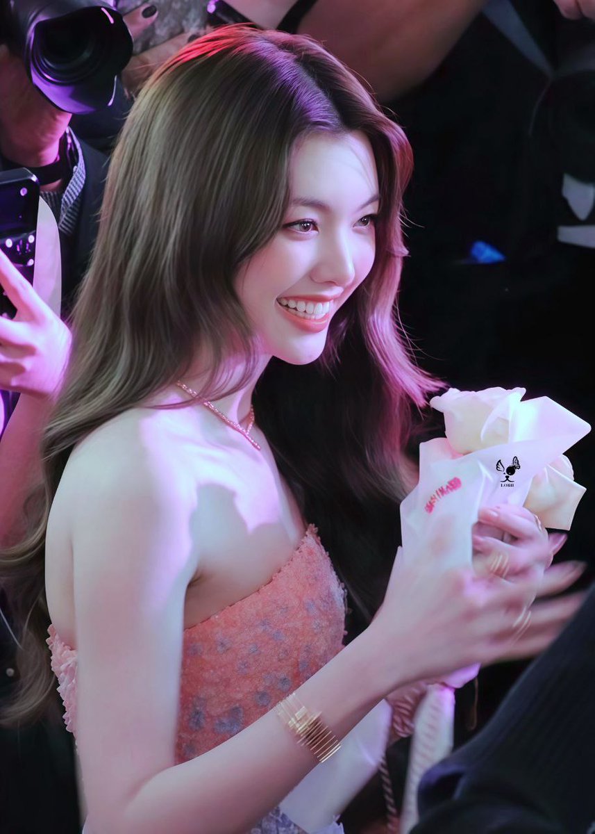 Mitcherys1's tweet image. Baobao 😍😍😍

ORM CENTRAL CHIDLOM ANN
#CentralAnniversaryxOrm