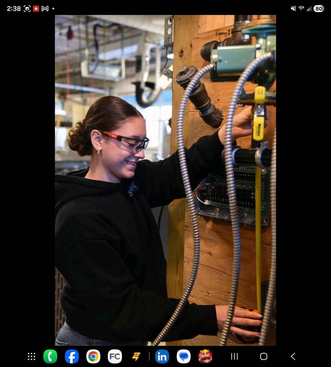 AssabetSuper's tweet image. 🚀 Every week is #STEMWeek here @AssabetValley!
Our students live and breathe Science, Technology, Engineering &amp;amp; Math—from hands-on labs to real-world innovation across 16 technical programs.

We don’t just learn STEM. We do STEM. 💡🔬⚙️

#DoMore #MassSTEMWeek25 #AztecPride