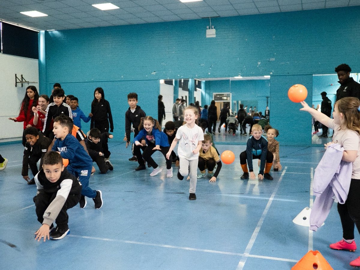 LBofHounslow's tweet image. #HalfTerm is here! If you're looking for FREE or affordable fun for the whole family, we've got you covered

Meet the Monsters at the London Museum of Water and Steam or join Pumpkin Carving at Bedfont Lakes.

Find out more using the link below. 
fsd.hounslow.gov.uk/SynergyWeb/Oct…