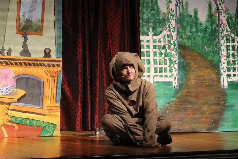 CRCArts's tweet image. Join us for The Velveteen Rabbit, based on the classic tale by Margery Williams Bianco. This show delves into the meaning of love and what it truly means to be genuine.  

Tickets are $8 in advance and $10 at the door.

For tickets, visit buff.ly/uqsW9Xp