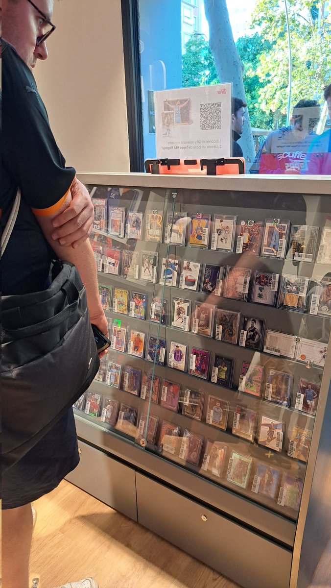 BallerOnTheWall 🌍🏀 tweet media