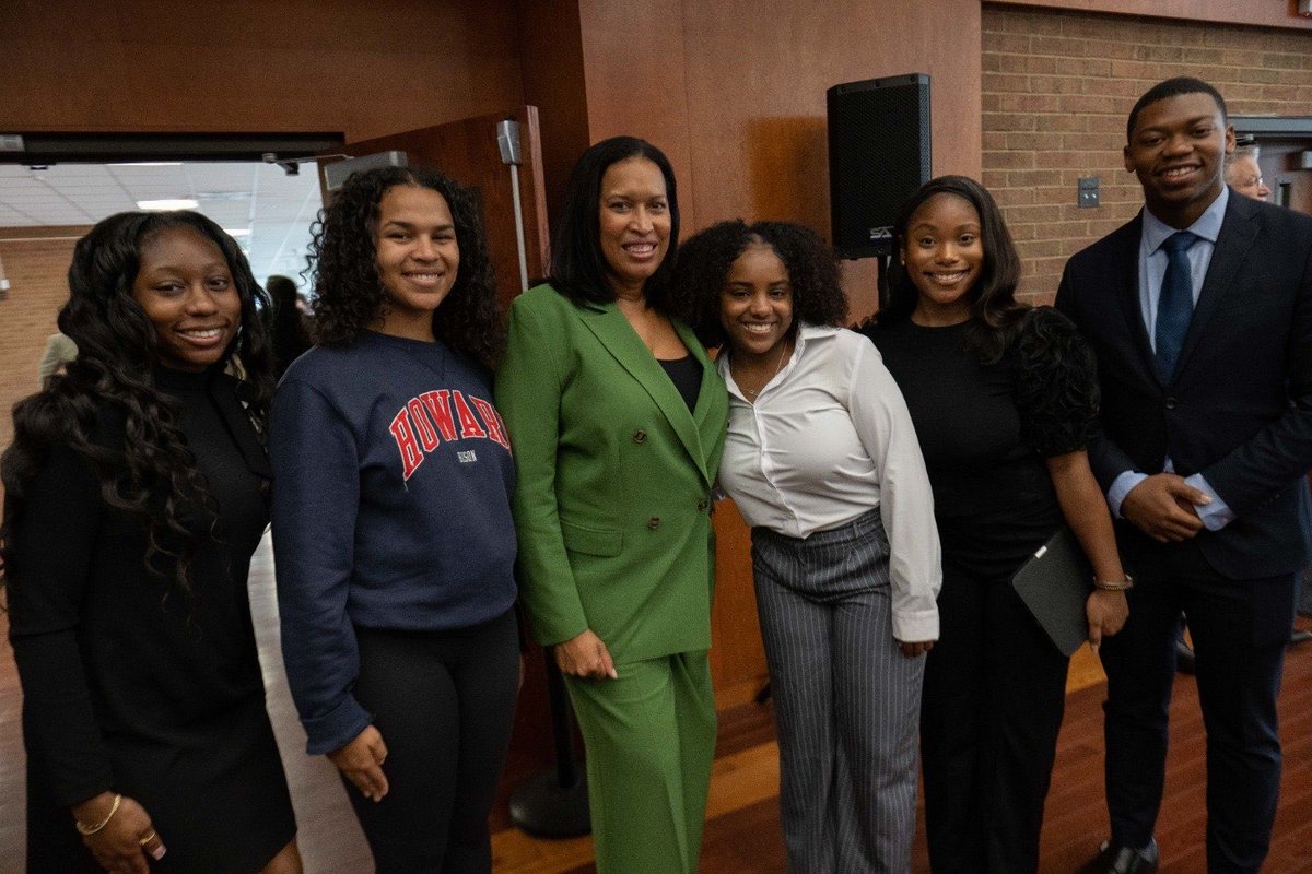 Happy Howard Homecoming!

Excited to welcome Bison alumni back to campus to celebrate leadership, pride, and Black excellence in the best city in the world.

Wishing everyone a fun and community-filled weekend. #HUYouKnow