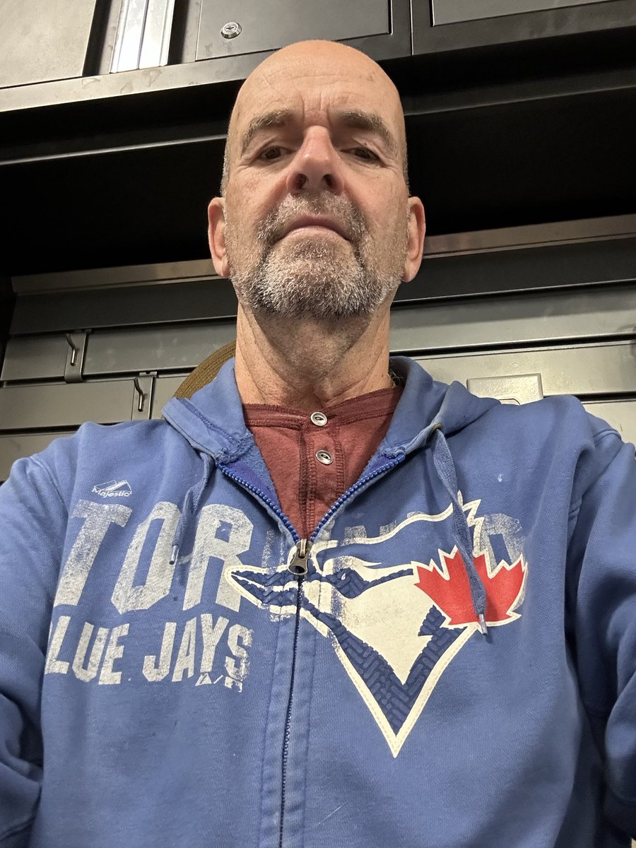 Twith3's tweet photo. In California, but wearing my vintage hoodie …go Jays! #BlueJays #wewantitall https://t.co/qg3zwgmHkN