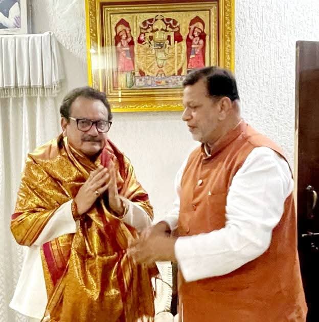 BaqriBjp's tweet image. Delighted to meet the Prof. #SPSinghBaghel Ji, Hon&apos;ble Minister of State for Fisheries, Animal Husbandry and Dairying &amp;amp; Panchayati Raj, GoI. @ Camp Office During my visit to #Agra, UP. Bharat.
